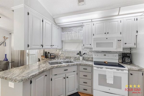 813 Mansion Ln., Lot 813, Kissimmee FL 34746