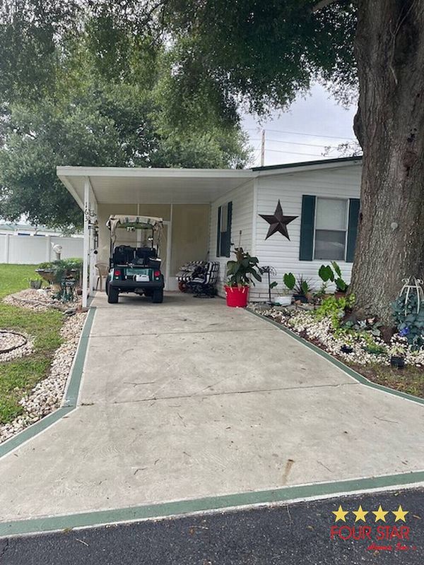 163 Landing Drive, Lot 80, Leesburg FL 34748
