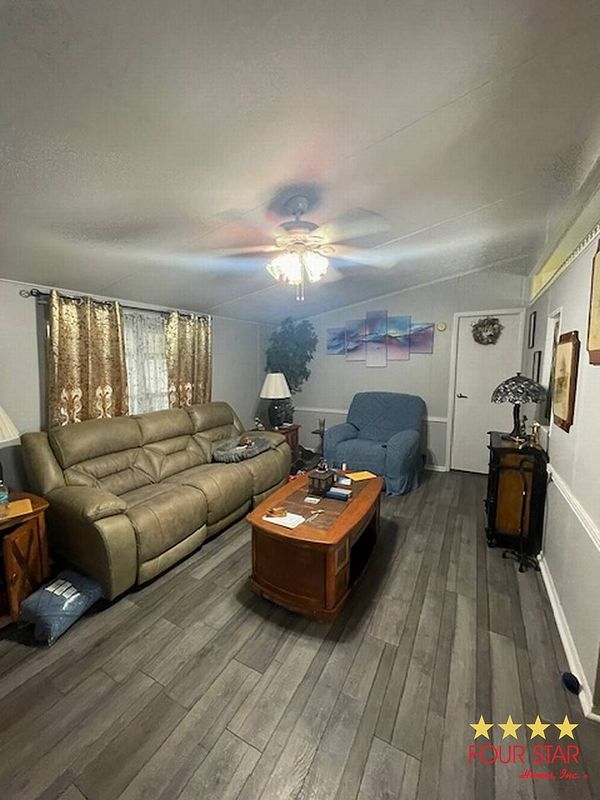 163 Landing Drive, Lot 80, Leesburg FL 34748