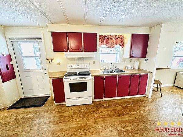 230 Inverness Ln, Orange City FL 32763