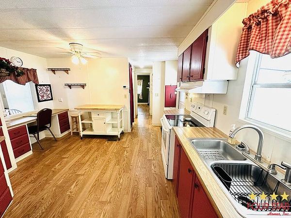 230 Inverness Ln, Orange City FL 32763