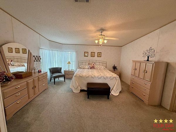 1016 E. Palm Valley Drive , Oviedo FL 32765