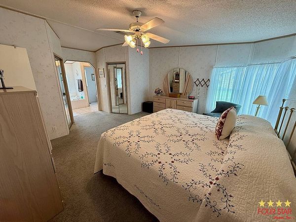 1016 E. Palm Valley Drive , Oviedo FL 32765