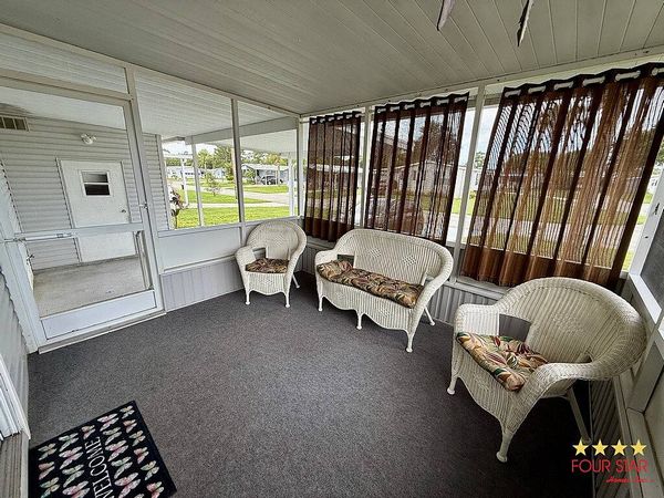 939 Lantania Place , Oviedo FL 32765