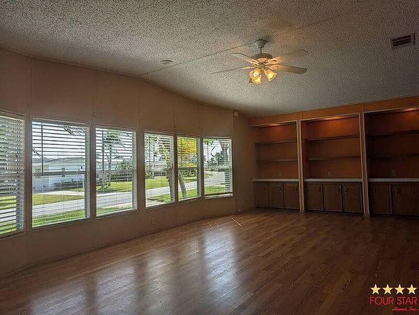 1016 W Lakeview Dr, Lot 1016, Sebastian FL 32958