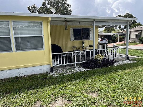 180 Countryside Dr, Orange City FL 32763