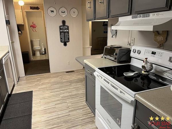 180 Countryside Dr, Orange City FL 32763