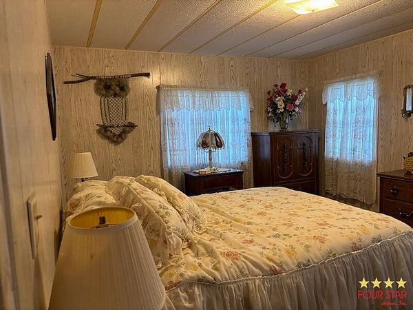 2413 Greenhedge, Orange City FL 32763