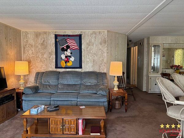 2413 Greenhedge, Orange City FL 32763