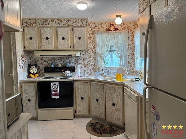2413 Greenhedge, Orange City FL 32763