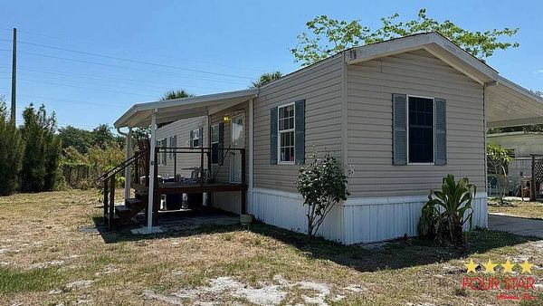 555 4th St., Vero Beach FL 32962
