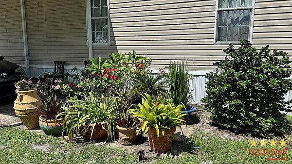 555 4th St., Vero Beach FL 32962