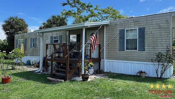 555 4th St., Vero Beach FL 32962