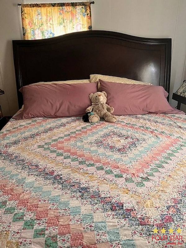 555 4th St., Lot 8, Vero Beach FL 32962