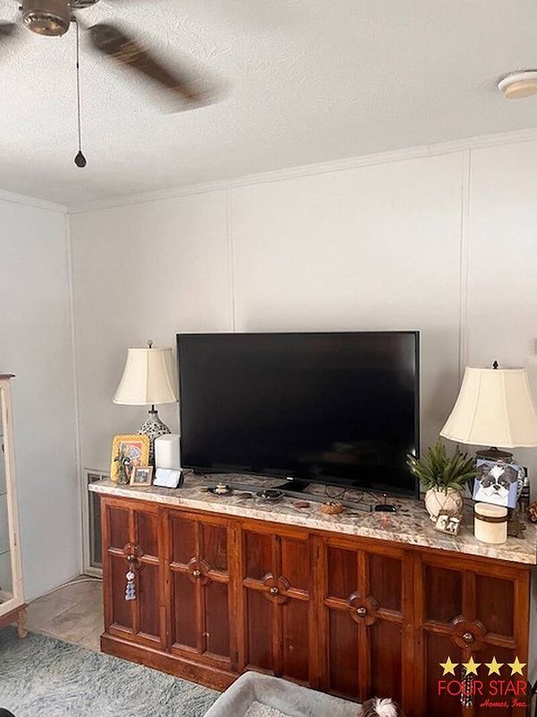 555 4th St., Lot 8, Vero Beach FL 32962