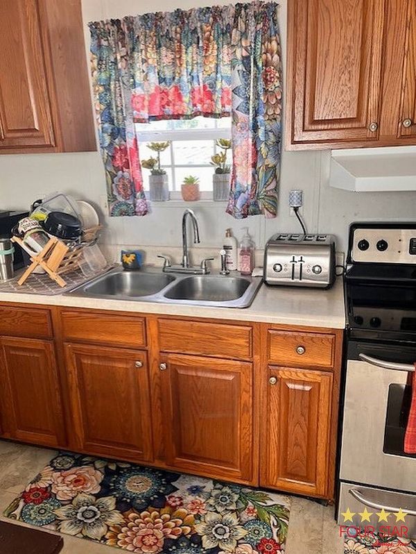 555 4th St., Lot 8, Vero Beach FL 32962