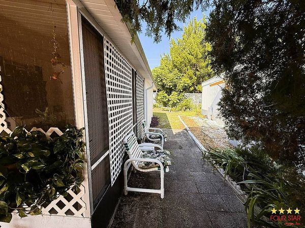 89 Dana Cir, Ormond Beach FL 32174