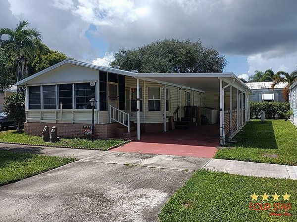 6585 NW 35th Ave, Lot J16, Coconut Creek FL 33073
