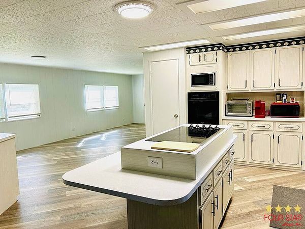 5038 UNIVERSITY AVE, Leesburg FL 34748