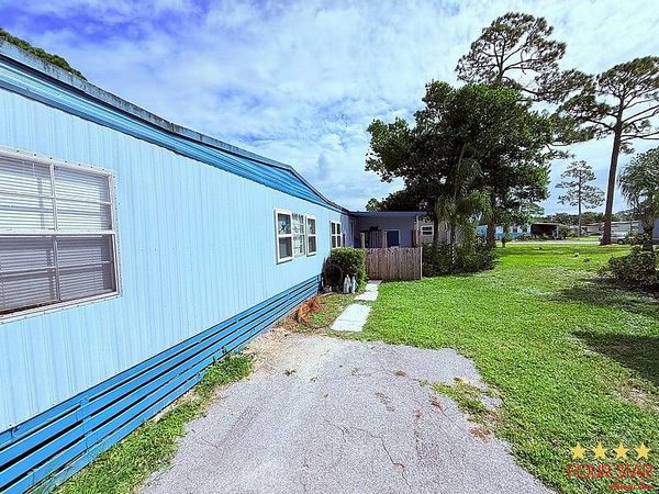 335 Foggy Lane, Port Orange FL 32129