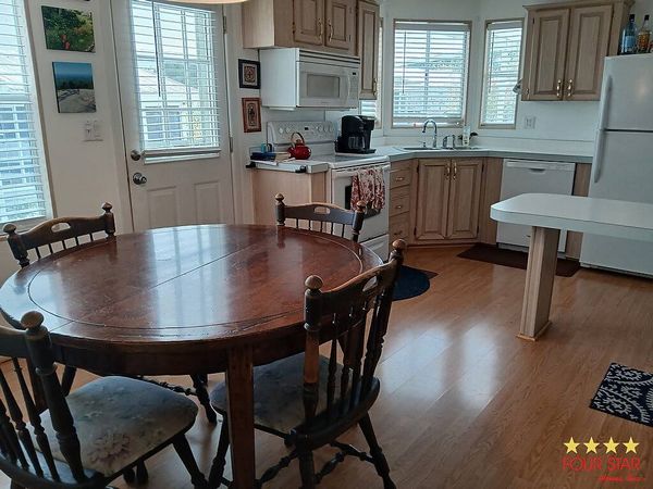 826 Water Ridge, DeBary FL 32713