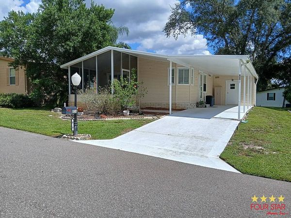 826 Water Ridge, DeBary FL 32713