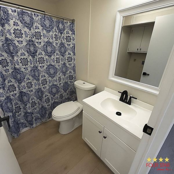 791 E.  Palm Valley Drive , Oviedo FL 32765