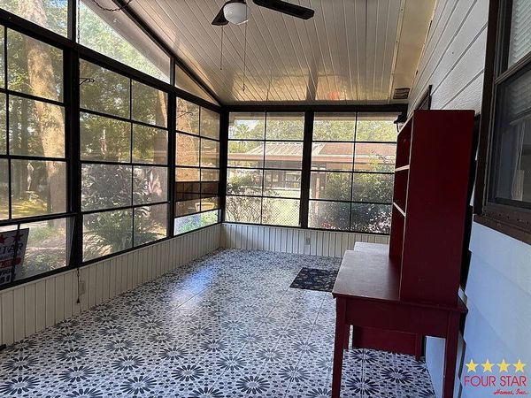 674 Orange Tree Dr, Orange City FL 32763