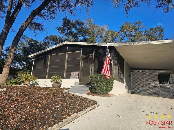674 Orange Tree Dr, Orange City FL 32763