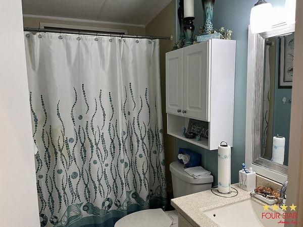 420 Kingslake Dr, DeBary FL 32713