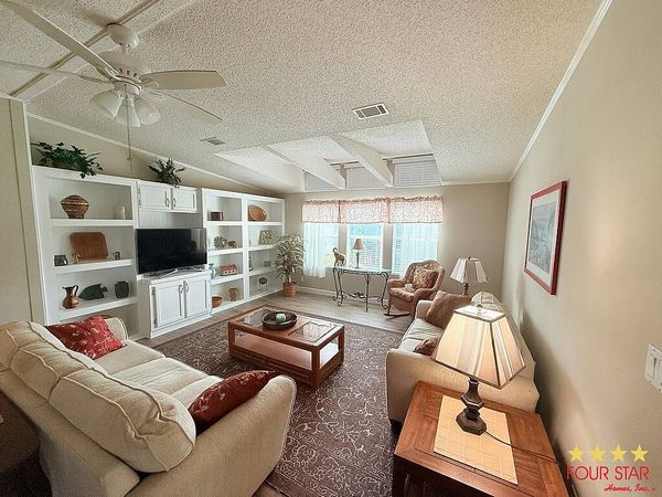 194 Costa Rica, Edgewater FL 32141