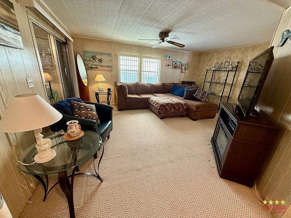 265 Countryside Dr. , Orange City FL 32763