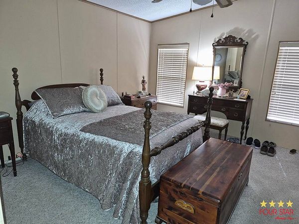 2289 La Rosa Lane, Port Orange FL 32129