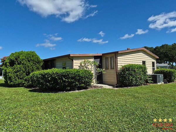 2289 La Rosa Lane, Port Orange FL 32129