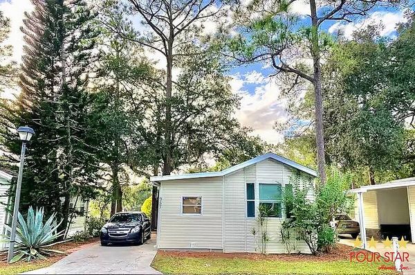 957 Savanna Dr, Kissimmee FL 34746