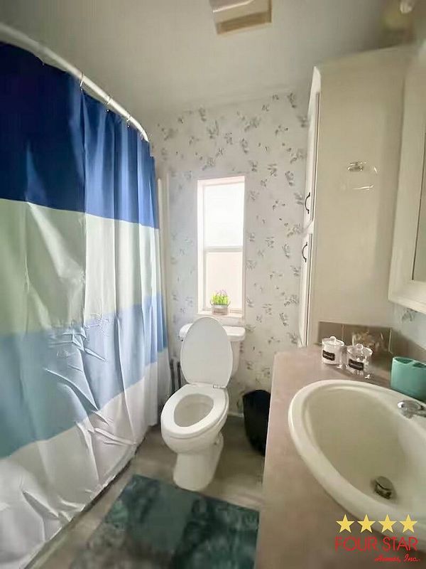 957 Savanna Dr, Kissimmee FL 34746