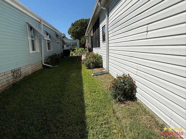 65 BUCCANEER DR/, Leesburg FL 34788
