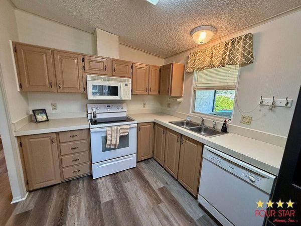 953 Naval Orange Drive, Orange City FL 32763