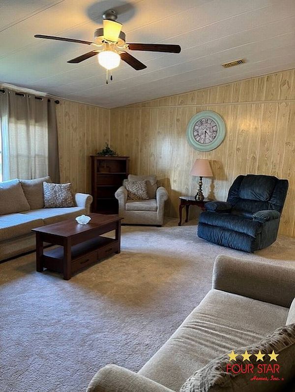 2141 Pebble Beach Blvd, Lot 691, Orlando FL 32826