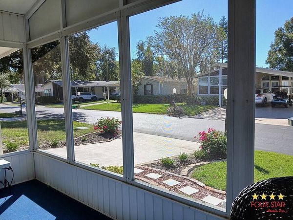 382 kINGSLAKE dR, DeBary FL 32713