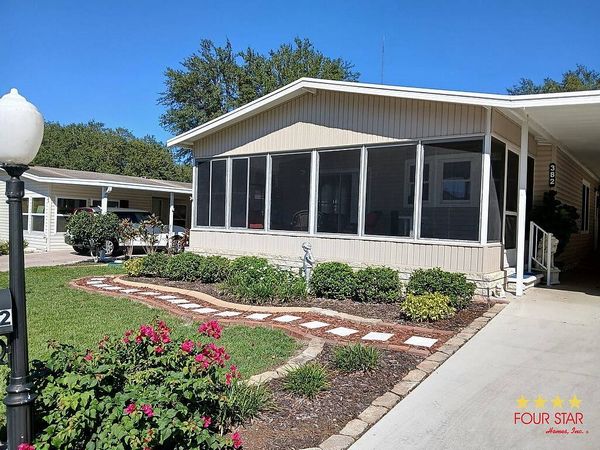 382 kINGSLAKE dR, DeBary FL 32713