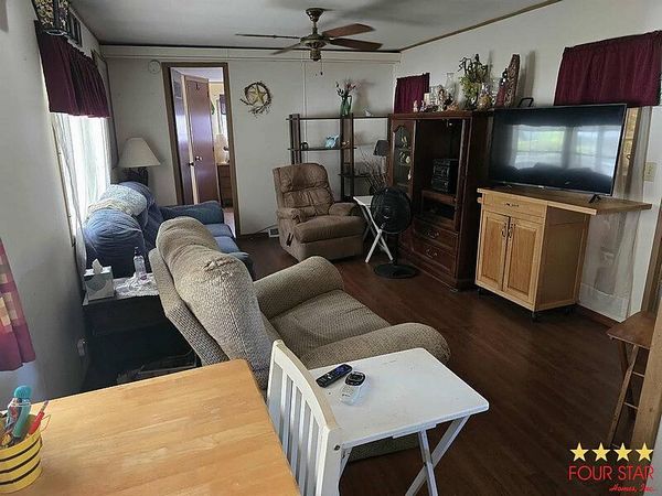 503 Sunrise Dr, Leesburg FL 32159