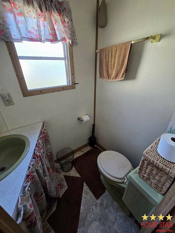 503 Sunrise Dr, Leesburg FL 32159