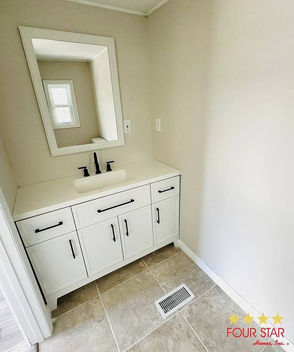 1000 Walker St, Lot 215, Daytona Beach FL 32117