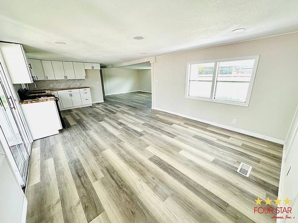 1000 Walker St, Lot 215, Daytona Beach FL 32117