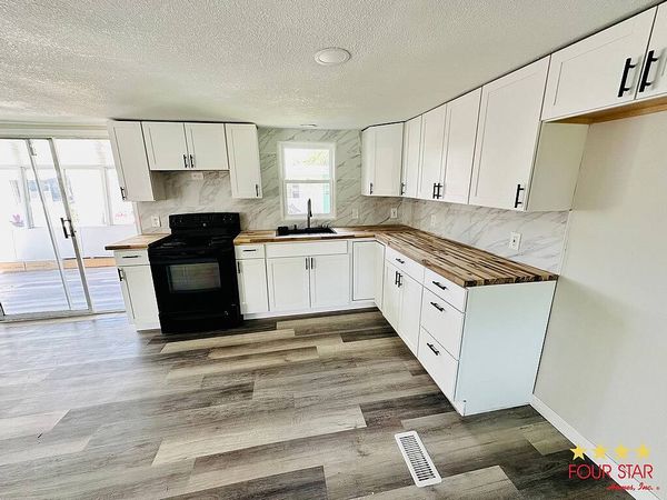 1000 Walker St, Lot 215, Daytona Beach FL 32117