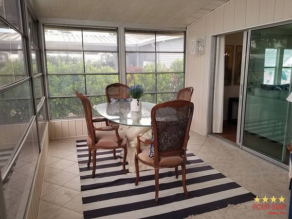 2904 Hillcrest Dr., Sarasota FL 34234