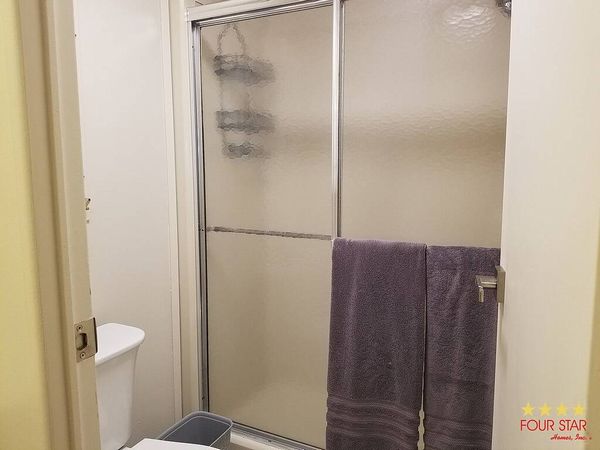 2904 Hillcrest Dr., Sarasota FL 34234