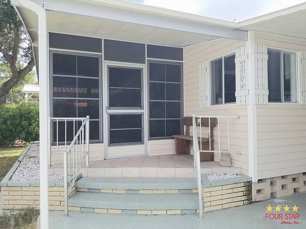 2904 Hillcrest Dr., Sarasota FL 34234