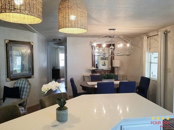 2904 Hillcrest Dr., Sarasota FL 34234